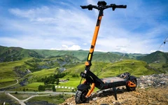 Новий електричний скутер